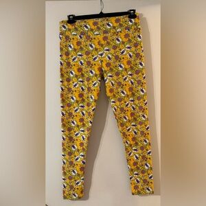 Lularoe butter soft yellow floral TC leggings